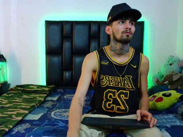 DerekAndRoderick