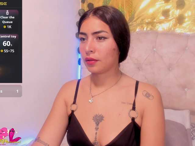 criistallconnorr live cam on BongaCams