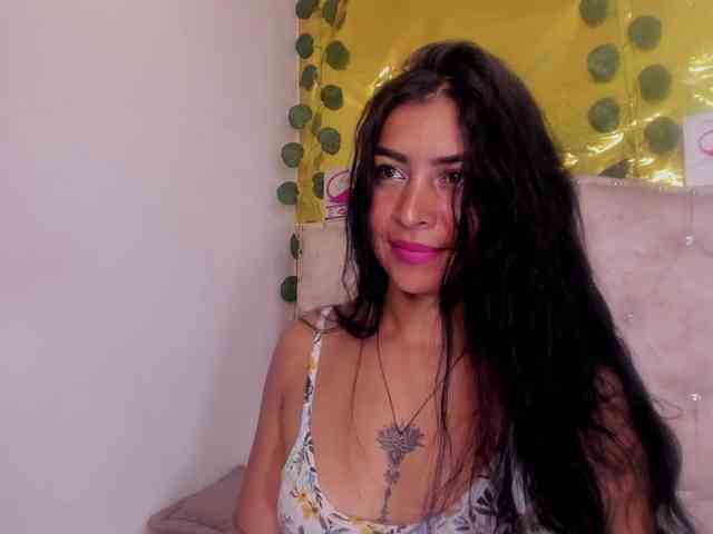 criistallconnorr webcam