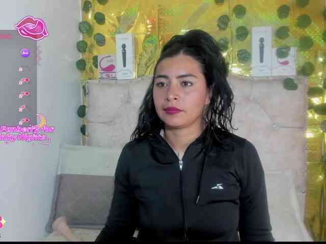 criistallconnorr webcam