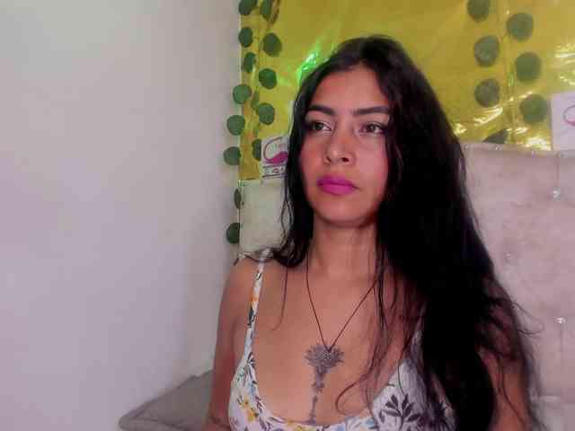 criistallconnorr webcam