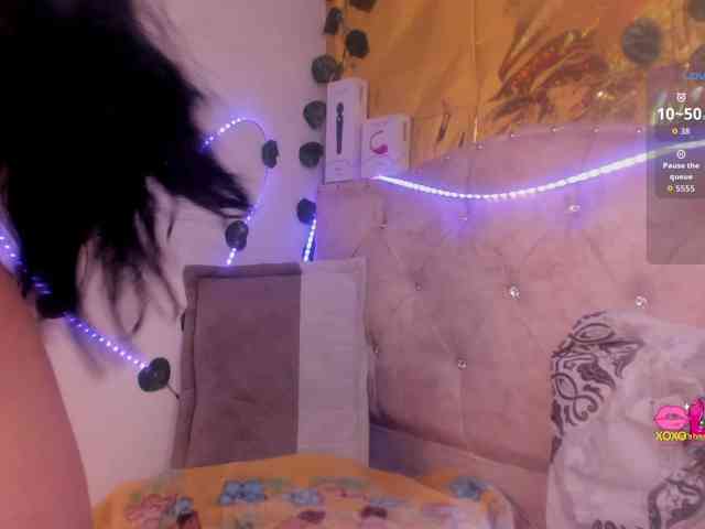 criistallconnorr webcam