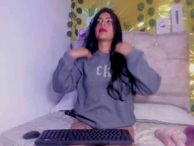 criistallconnorr webcam