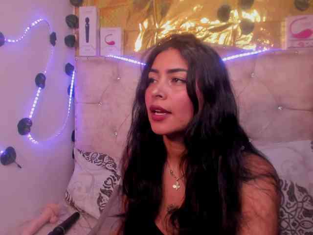 criistallconnorr webcam