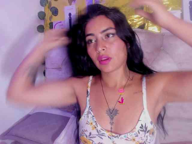 criistallconnorr webcam