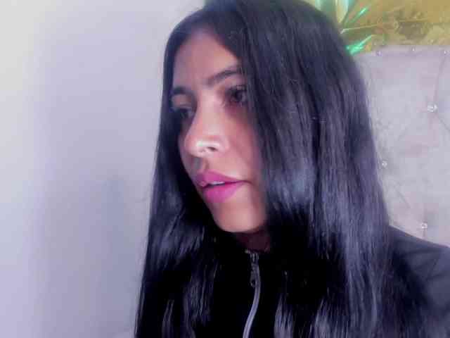 criistallconnorr webcam