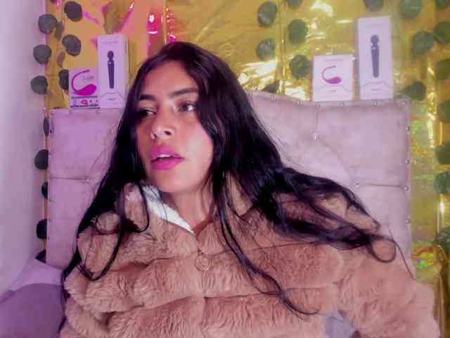 criistallconnorr webcam