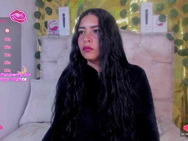 criistallconnorr webcam