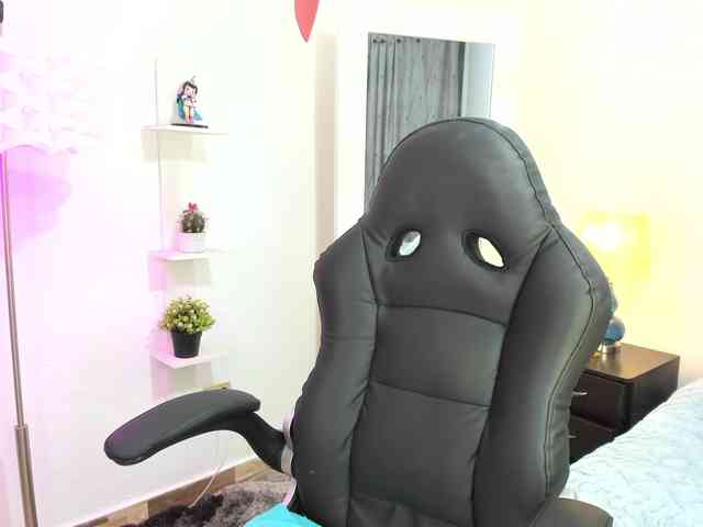 Misscandy7 webcam