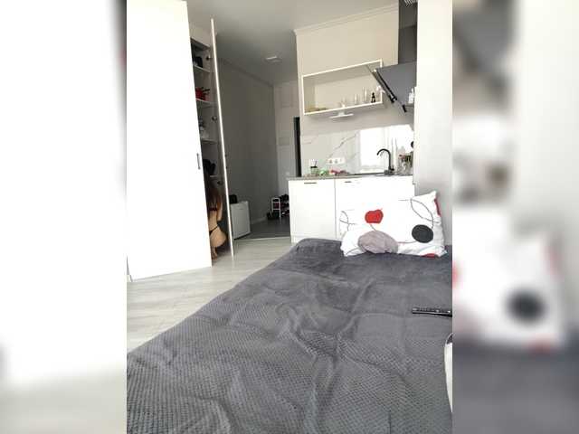 Gummy-Bears live webcam show