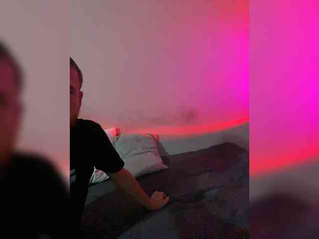Room_of_love webcam