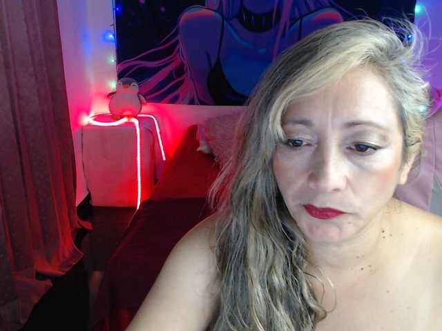 Melodyy live cam on BongaCams