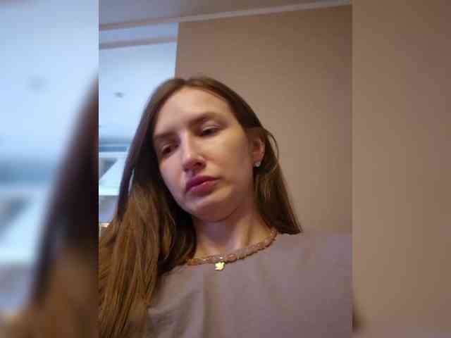 Модель: Loveisg