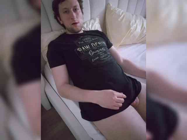 Loveisg Sex Cam Show