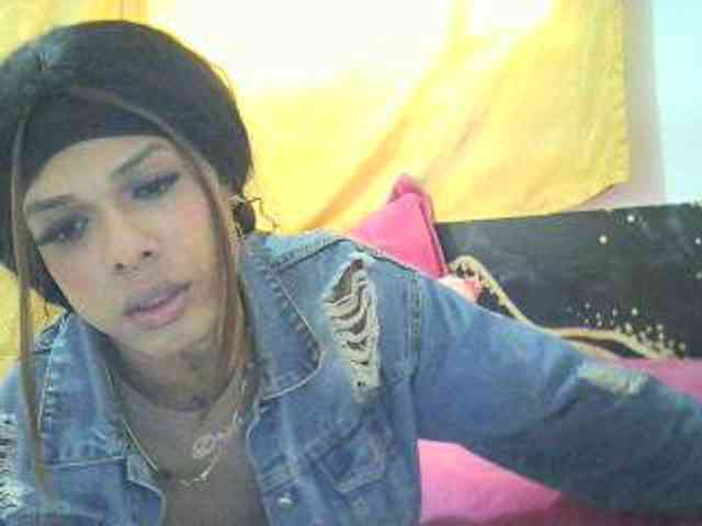 luisadickkhard Live Webcam on BongaCams