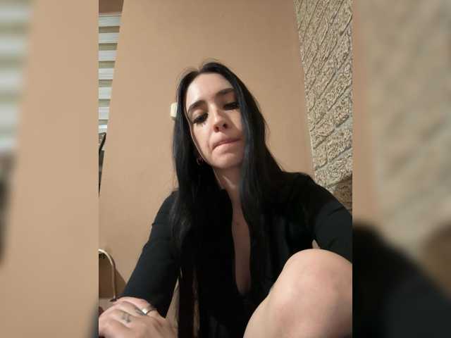 Kurama27 live cam on BongaCams