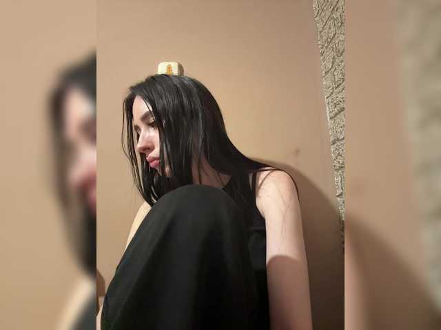 Hikikomori27