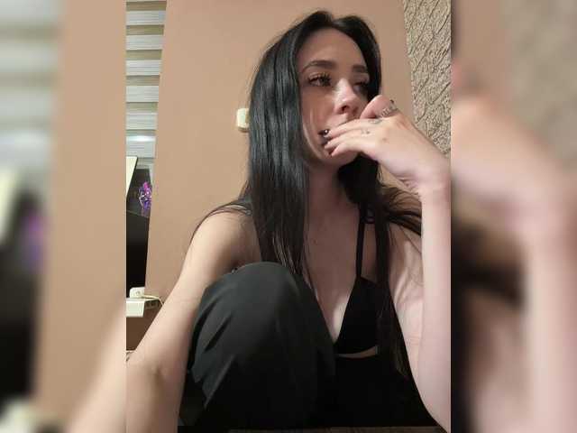 Kurama27 live cam on BongaCams