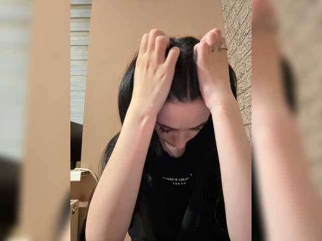 Kurama27 live cam on BongaCams
