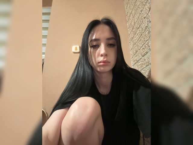 Hikikomori27