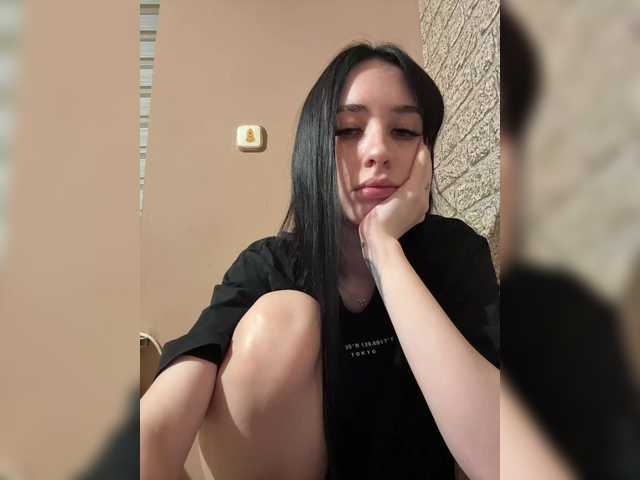 Kurama27 live cam on BongaCams
