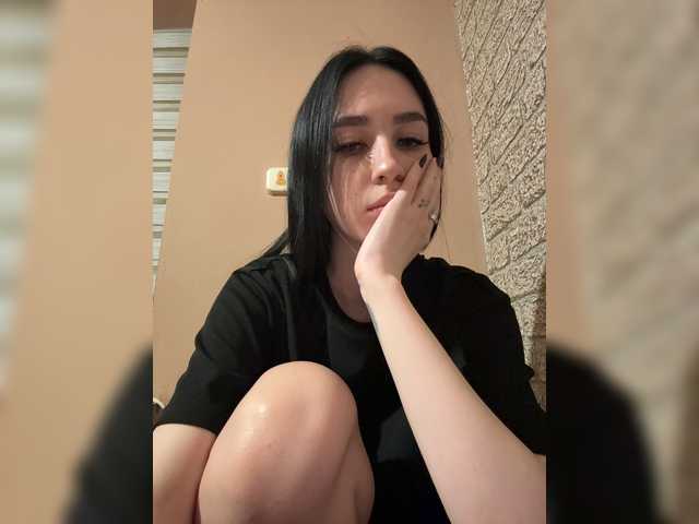 Hikikomori27