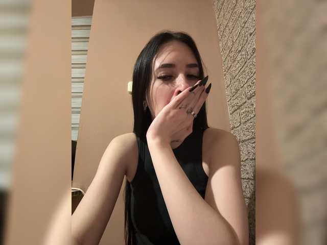 Kurama27 live cam on BongaCams