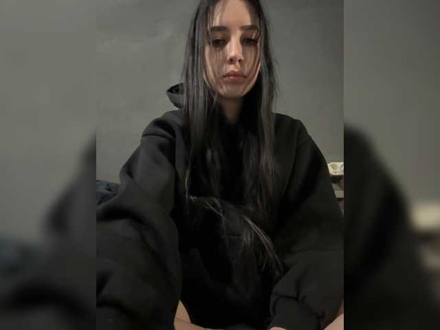 Hikikomori27