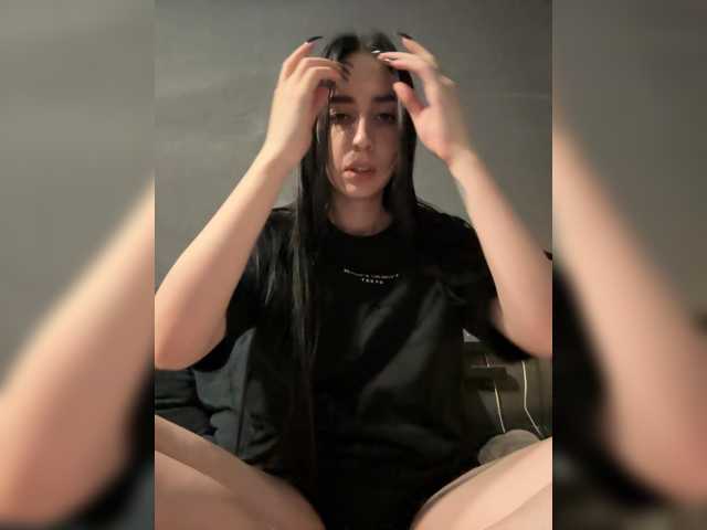 Hikikomori27