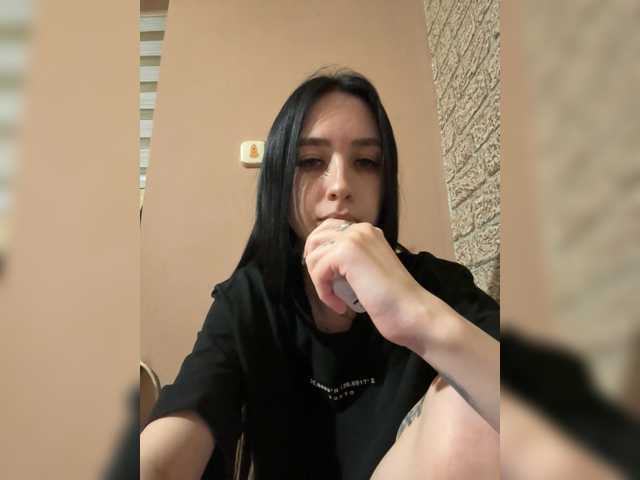 Kurama27 live cam on BongaCams