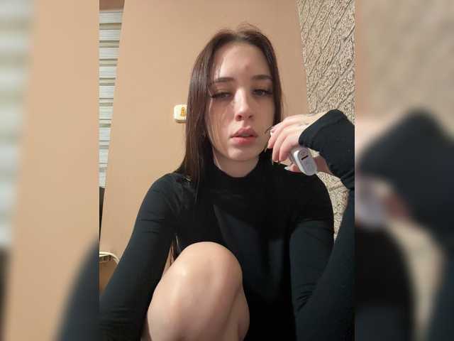 Kurama27 live cam on BongaCams
