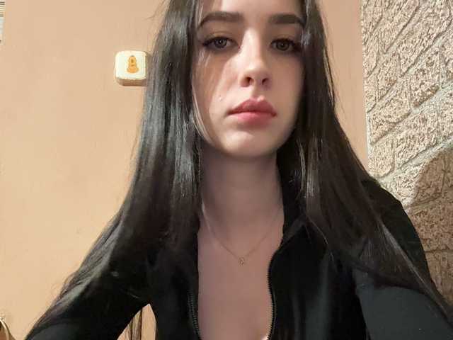 Kurama27 live cam