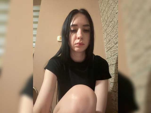 Hikikomori27