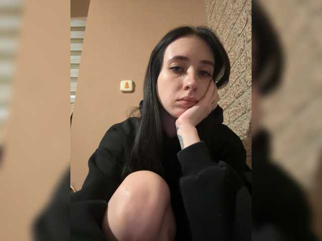 Hikikomori27