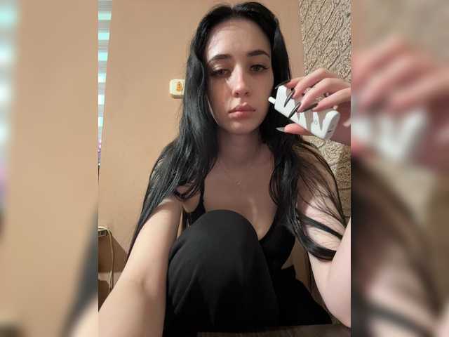 Kurama27 live cam on BongaCams
