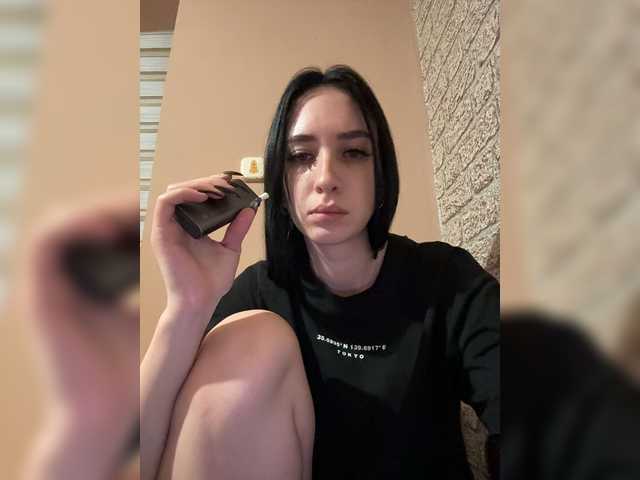 Kurama27 live cam on BongaCams