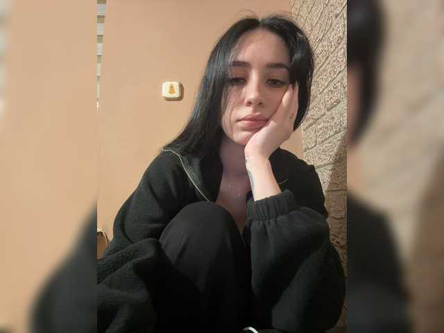 Kurama27 live cam on BongaCams