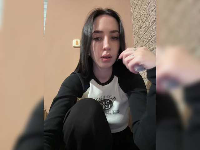 Kurama27's BongaCams show and profile