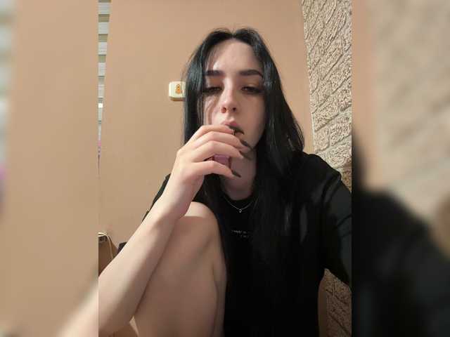 Kurama27 live cam on BongaCams