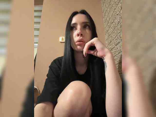 Hikikomori27 webcam