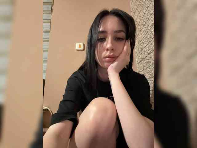 Hikikomori27 webcam