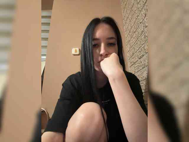Hikikomori27 webcam