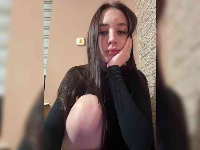 Hikikomori27 webcam
