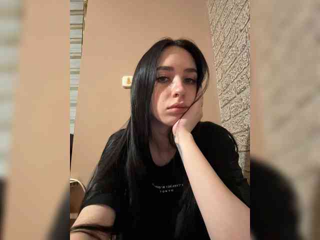 Hikikomori27 webcam