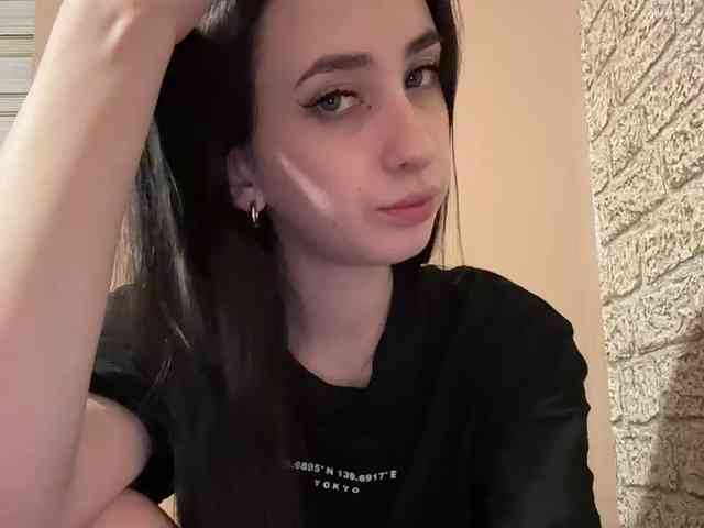 Hikikomori27 webcam
