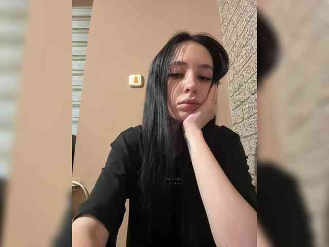 Hikikomori27 webcam