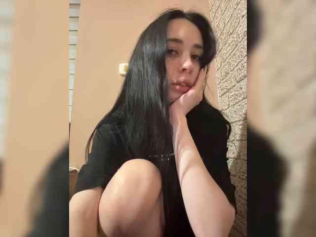 Hikikomori27 webcam
