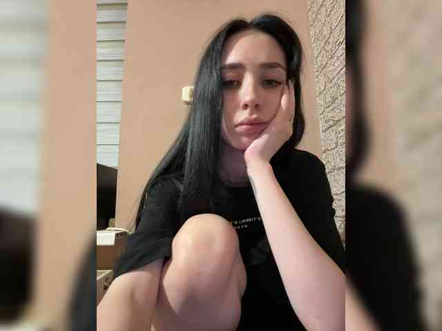 Hikikomori27 webcam