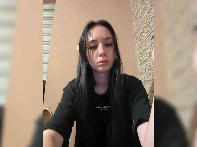 Hikikomori27 webcam