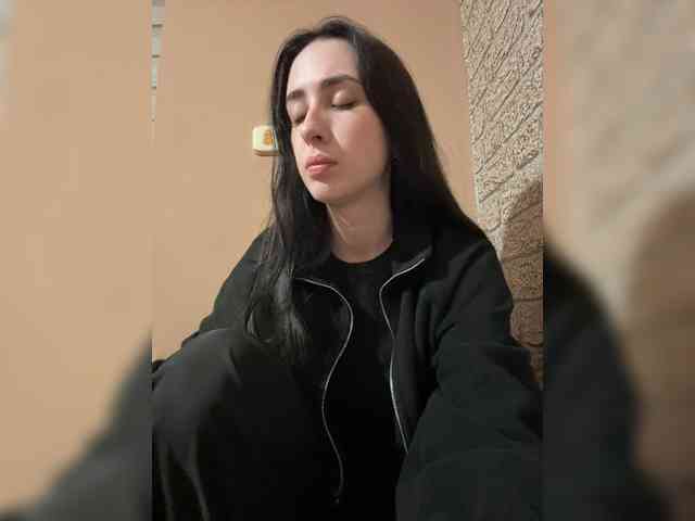 Modèle: Hikikomori27